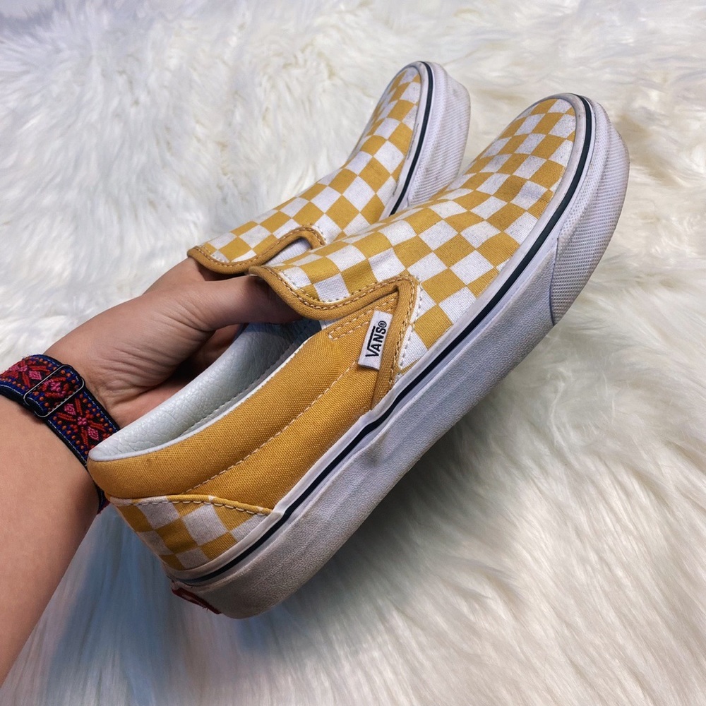 Yellow/gold checkered vans ✨